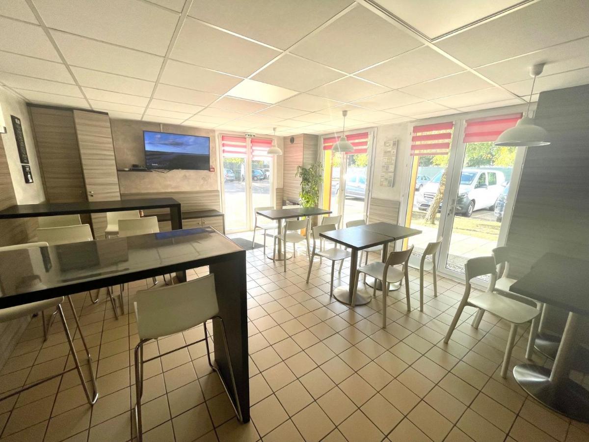 Hotel Du Triangle Talange Εξωτερικό φωτογραφία